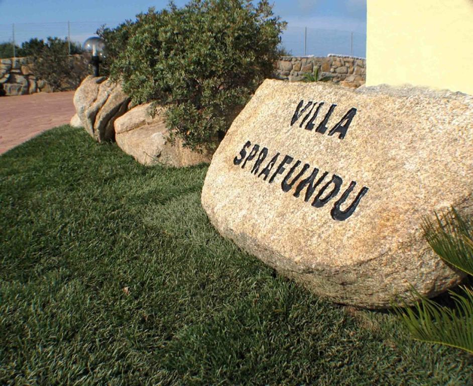 Villa Sprafundu La Maddalena  Bilik gambar