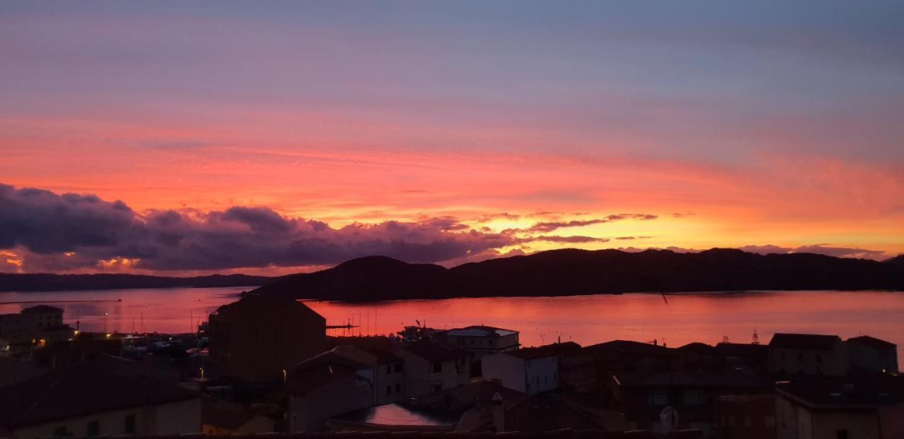 Villa Sprafundu La Maddalena  Luaran gambar